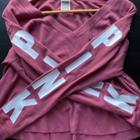 Pink Loose fitting long sleeve - Picture 5 of 5